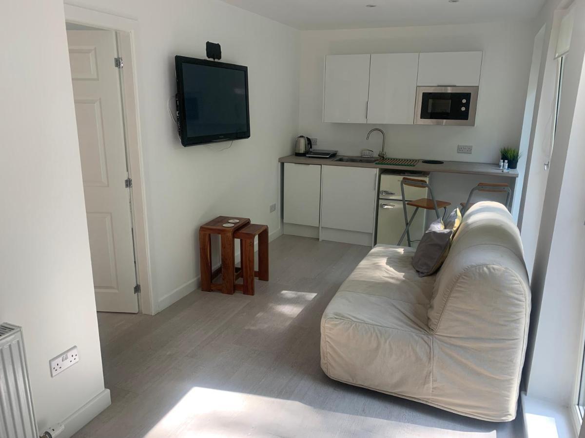 1-Bedroom Apartment Next To University Bridge of Allan Extérieur photo