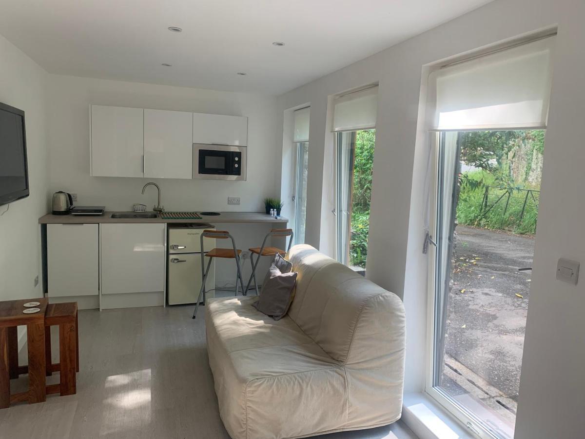 1-Bedroom Apartment Next To University Bridge of Allan Extérieur photo