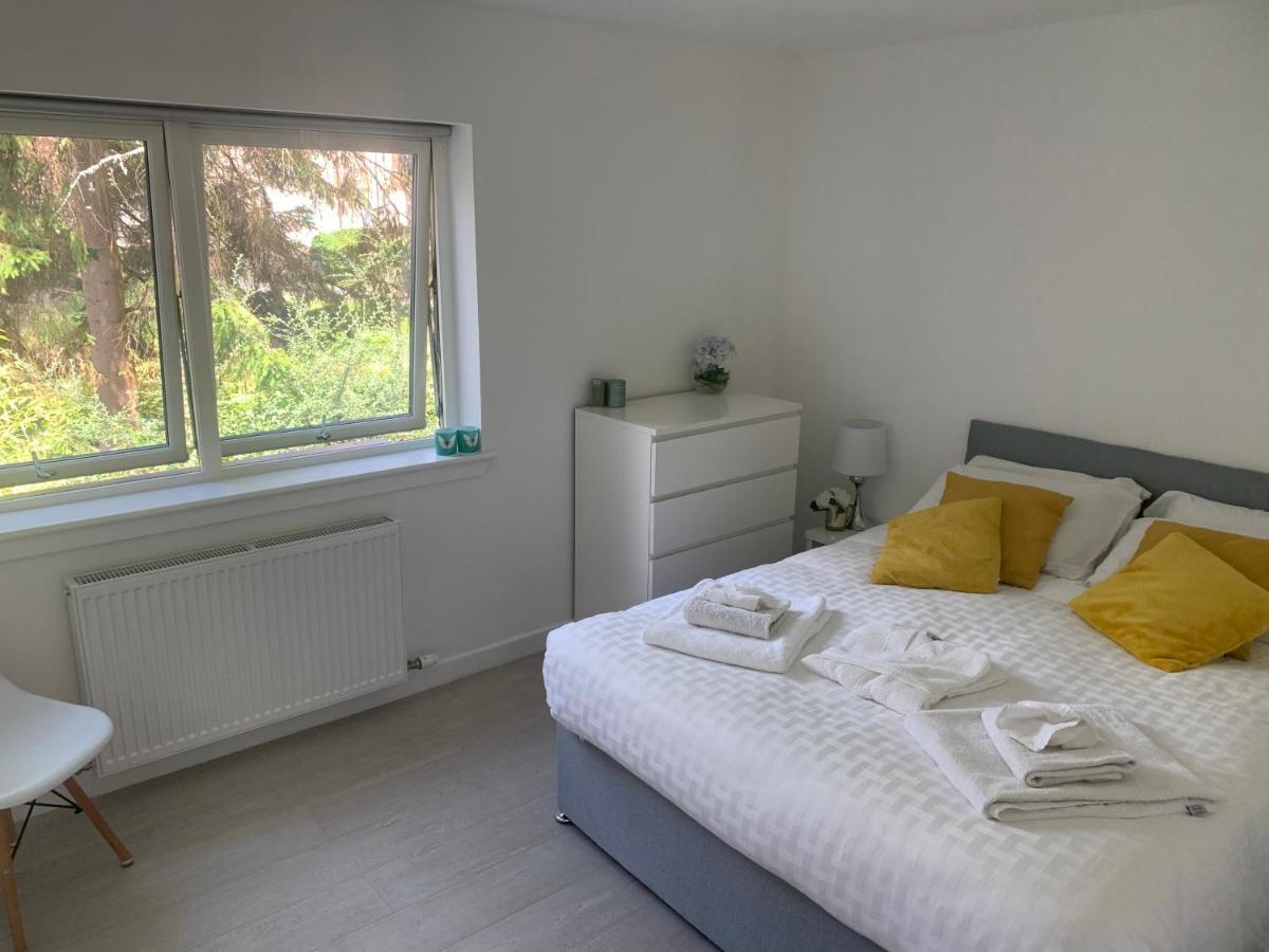 1-Bedroom Apartment Next To University Bridge of Allan Extérieur photo